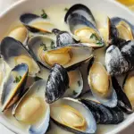 Muscheln in Knoblauch-Zitronen-Sahnesoße
