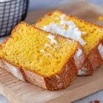 Kürbisbrot mit frischer Hefe
