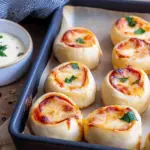 Pizzabrötchen ohne Hefe (schnell & einfach selber machen)