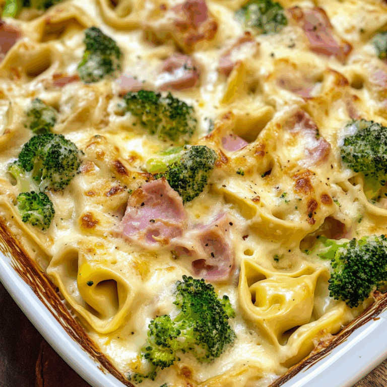 Tortellini Auflauf mit Käse-Sahne-Soße, HähnchenHähnchenschinken & Brokkoli
